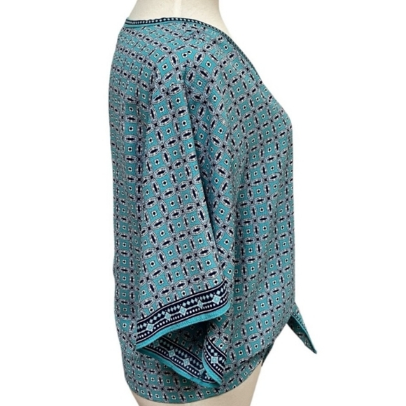 MAX STUDIO Geo Print V-Neck Tie Flared Sleeve Top EUC - Picture 4 of 8